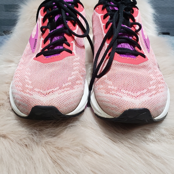 brooks ravenna 10 womens